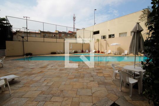 Piscina de apartamento à venda com 3 quartos, 69m² em Vila Caraguatá, São Paulo