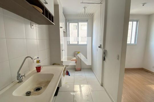 Cozinha  de apartamento à venda com 2 quartos, 38m² em Brás, São Paulo