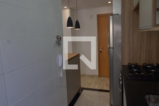 Cozinha de apartamento à venda com 2 quartos, 44m² em Parque Reboucas, São Paulo