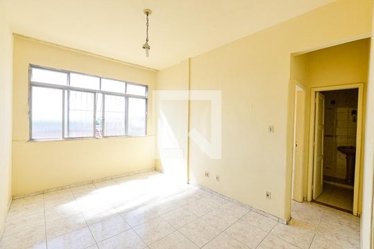Apartamento para alugar com 1 quarto, 65m² em Caxito, Niterói