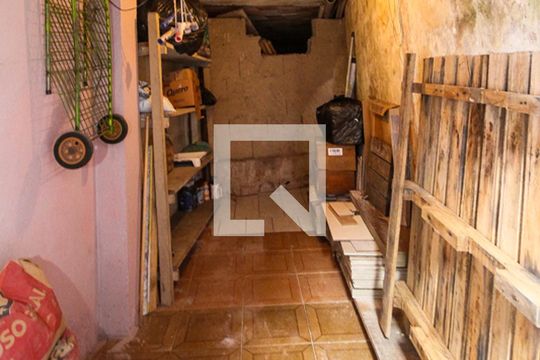 Deposito de casa para alugar com 3 quartos, 120m² em Cidade Satélite Santa Bárbara, São Paulo
