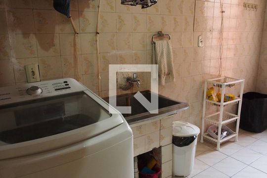 Área de Serviço de casa à venda com 3 quartos, 220m² em Centro, Jundiaí