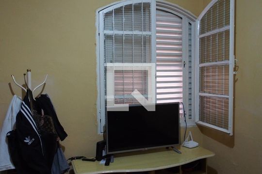Quarto de casa à venda com 3 quartos, 220m² em Centro, Jundiaí