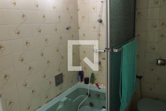Banheiro da Suíte de casa à venda com 3 quartos, 220m² em Centro, Jundiaí