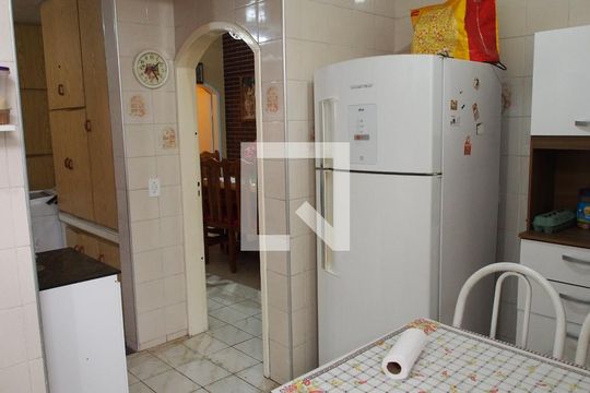 Cozinha de casa à venda com 3 quartos, 220m² em Centro, Jundiaí