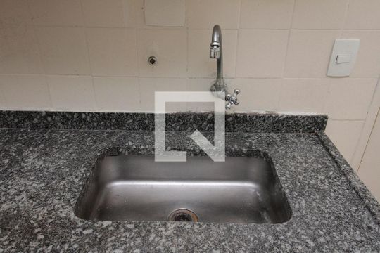 Cozinha de apartamento para alugar com 2 quartos, 78m² em Santa Cecilia, São Paulo