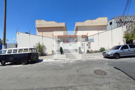 Fachada  de casa de condomínio à venda com 3 quartos, 110m² em Vila Talarico, São Paulo