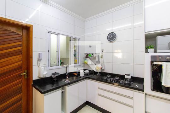 Cozinha  de casa de condomínio à venda com 3 quartos, 110m² em Vila Talarico, São Paulo