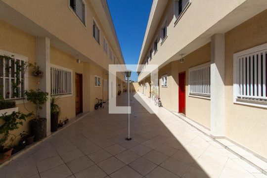 Área Comum    de casa de condomínio à venda com 3 quartos, 110m² em Vila Talarico, São Paulo