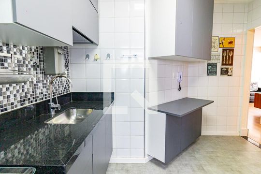 Cozinha de apartamento para alugar com 3 quartos, 80m² em Mooca, São Paulo
