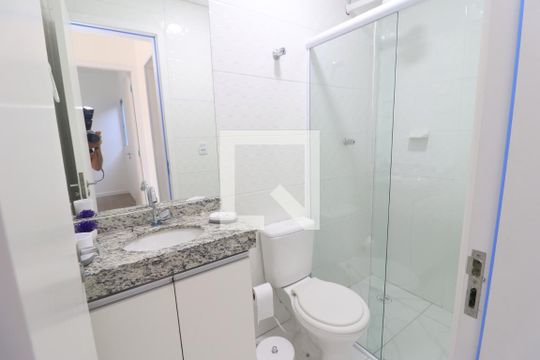 Banheiro de apartamento para alugar com 2 quartos, 40m² em Vila Carrao, São Paulo