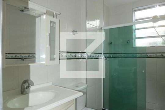 Banheiro de casa à venda com 2 quartos, 80m² em Brás de Pina, Rio de Janeiro
