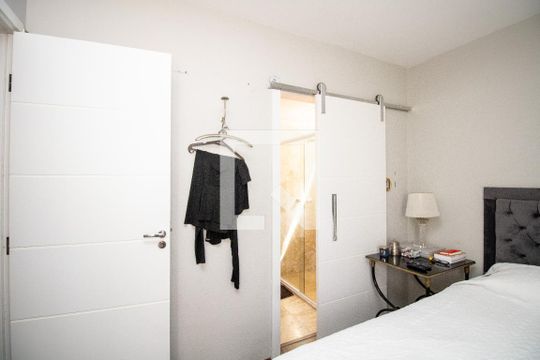 Suíte de apartamento à venda com 3 quartos, 97m² em Vila Olímpia, São Paulo
