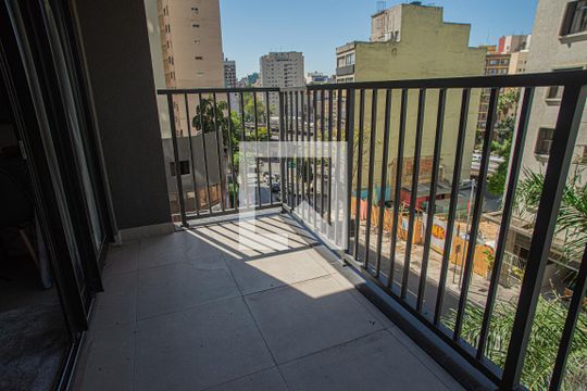 Varanda de kitnet/studio para alugar com 1 quarto, 25m² em Bela Vista, São Paulo