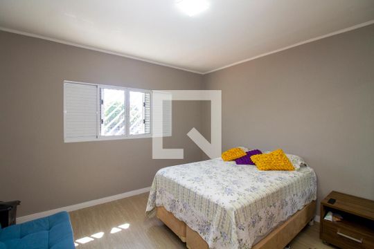 Quarto 1 de casa à venda com 3 quartos, 300m² em Parque Colonial, São Paulo