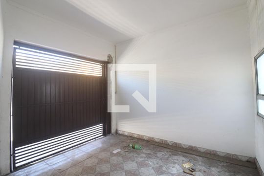 Garagem de casa à venda com 2 quartos, 66m² em Casa Verde, São Paulo