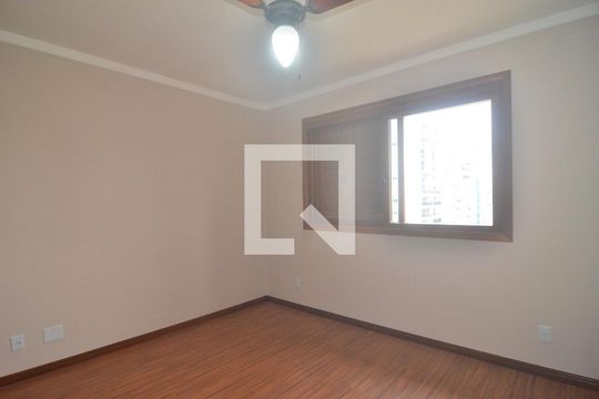 Quarto 1 de apartamento para alugar com 4 quartos, 126m² em Marechal Rondon, Canoas