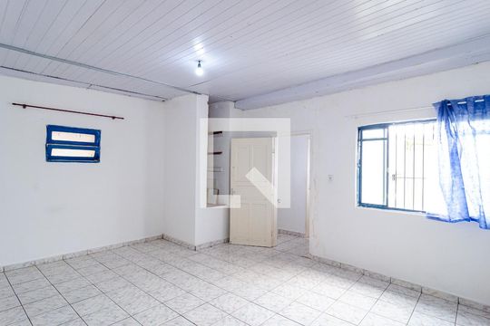 Quarto 1 de casa para alugar com 2 quartos, 100m² em Vila Guarani (z Sul), São Paulo
