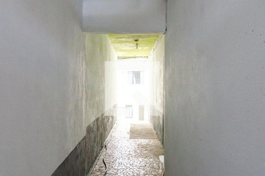 Entrada de casa para alugar com 2 quartos, 100m² em Vila Guarani (z Sul), São Paulo
