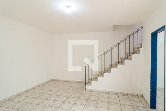 Sala de casa para alugar com 2 quartos, 100m² em Vila Guarani (z Sul), São Paulo