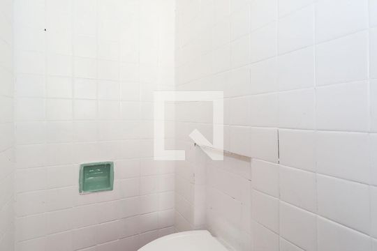 Banheiro de serviço de casa à venda com 4 quartos, 200m² em Vila Mariana, São Paulo