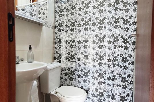 Banheiro 1 de casa para alugar com 3 quartos, 96m² em Ideal, Novo Hamburgo