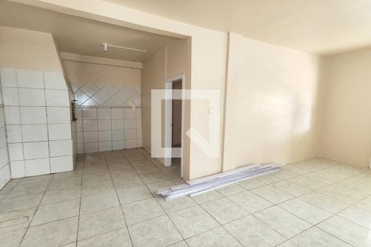Cozinha e Área de Serviço de casa para alugar com 2 quartos, 90m² em Boa Vista, Novo Hamburgo