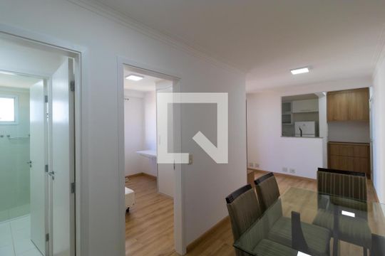 Salas de apartamento para alugar com 2 quartos, 58m² em Mansões Santo Antônio, Campinas