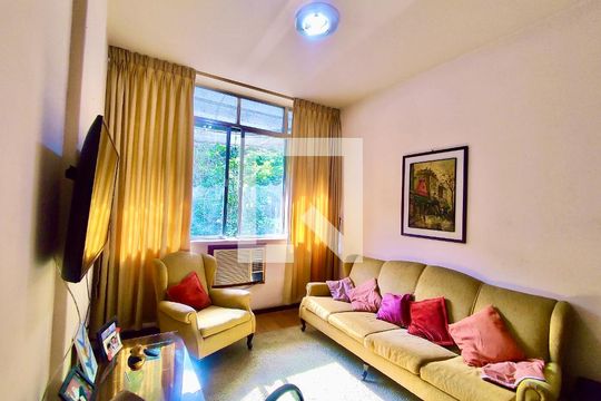 Sala de apartamento à venda com 4 quartos, 107m² em Copacabana, Rio de Janeiro