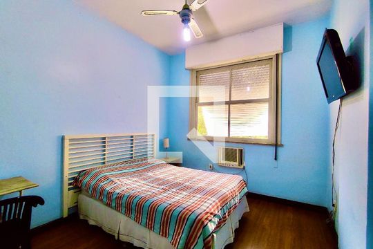 Quarto 1 de apartamento à venda com 4 quartos, 107m² em Copacabana, Rio de Janeiro