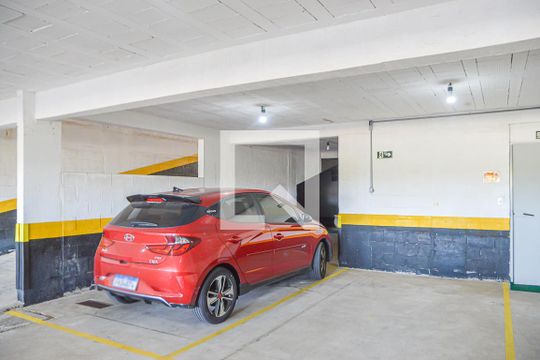 Garagem de apartamento à venda com 3 quartos, 178m² em Baeta Neves, São Bernardo do Campo