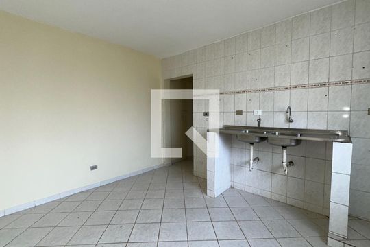 Cozinha de casa para alugar com 2 quartos, 100m² em Pineville, Pinhais