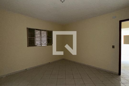 Quarto 2 de casa para alugar com 2 quartos, 100m² em Pineville, Pinhais