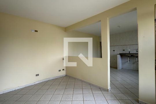 Sala de casa para alugar com 2 quartos, 100m² em Pineville, Pinhais