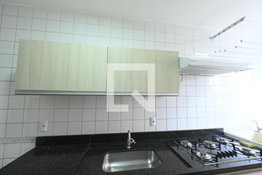 Cozinha de apartamento à venda com 2 quartos, 58m² em Jardim Leblon, Goiânia