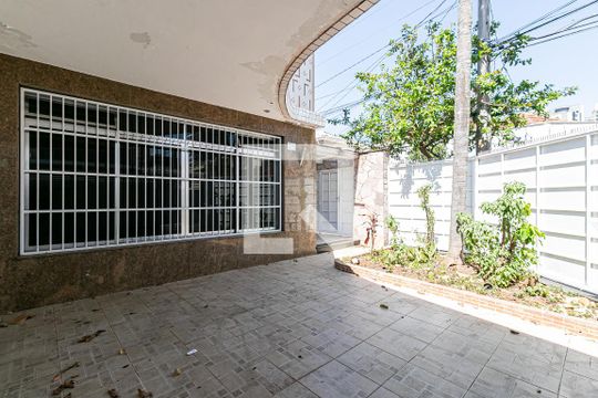Garagem de casa à venda com 4 quartos, 359m² em Vila Gomes Cardim, São Paulo