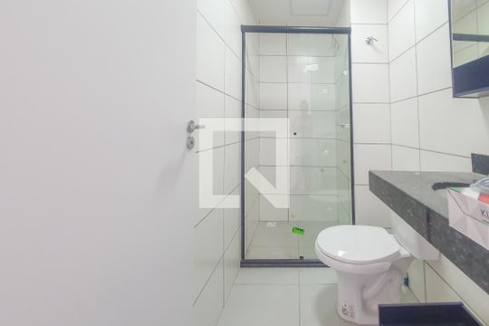 Banheiro  de apartamento para alugar com 1 quarto, 45m² em Enseada, Guarujá