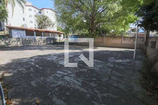 Quadra Esportiva de apartamento para alugar com 2 quartos, 65m² em Jardim Santa Cruz , São Paulo