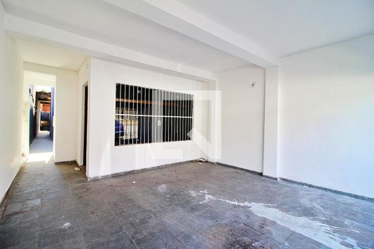 Garagem de casa à venda com 3 quartos, 125m² em Jardim Itapoan, Santo André