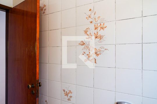 Banheiro de casa para alugar com 3 quartos, 234m² em Parque Campolim, Sorocaba