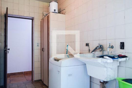 Área de Serviço de casa para alugar com 3 quartos, 234m² em Parque Campolim, Sorocaba