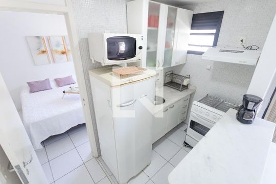 Cozinha de apartamento para alugar com 1 quarto, 40m² em Botafogo, Rio de Janeiro