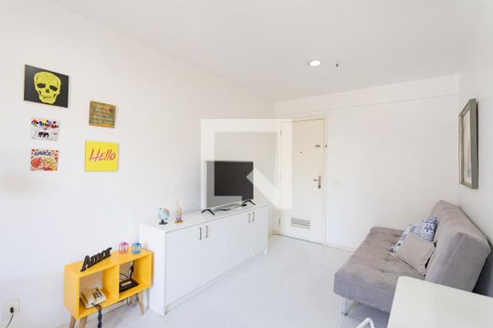 sala de apartamento para alugar com 1 quarto, 40m² em Botafogo, Rio de Janeiro