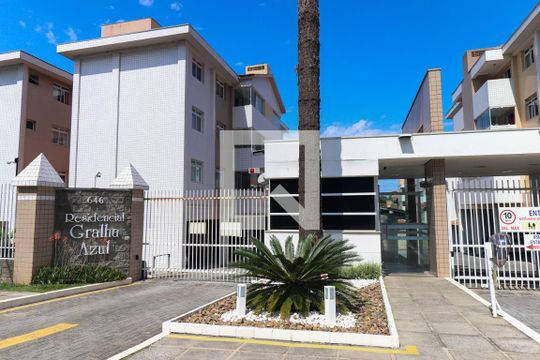 Fachada do Condomínio de apartamento para alugar com 2 quartos, 70m² em Campo Comprido, Curitiba