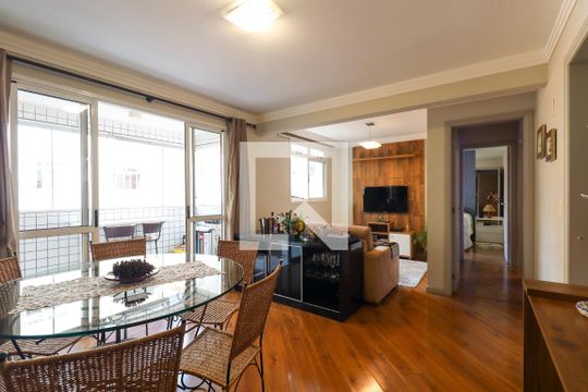 Apartamento para alugar com 2 quartos, 70m² em Campo Comprido, Curitiba