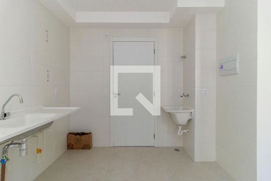 Cozinha de apartamento para alugar com 2 quartos, 32m² em Vila Socorro, São Paulo
