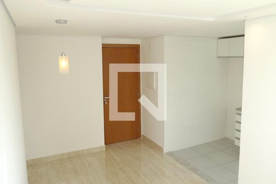Sala de apartamento para alugar com 2 quartos, 44m² em Jardim Iris, São Paulo