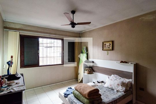 Suíte de casa à venda com 4 quartos, 196m² em Parque Jabaquara, São Paulo