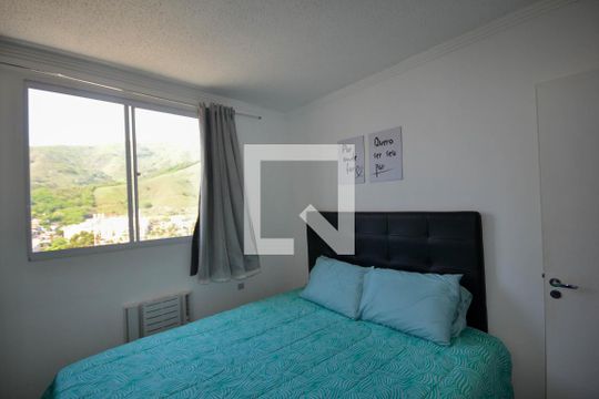 Quarto 1 de apartamento para alugar com 2 quartos, 46m² em Jardim Alvorada, Nova Iguaçu