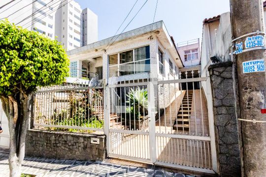 Fachada de casa à venda com 3 quartos, 200m² em Campestre, Santo André